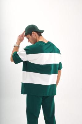 تي شيرت أوفر سايز ابيض  و أخضر