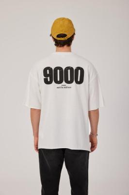 تيشيرت 9000 أبيض أوفرسايز
