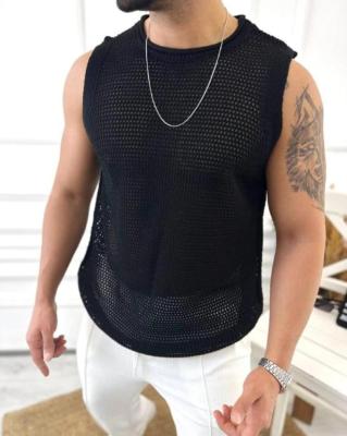 تيشيرت بلا أكمام محبوك أسود