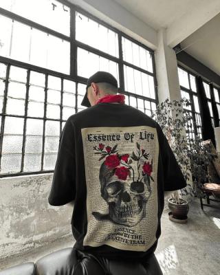 تيشيرت Essence of Life أوفرسايز أسود